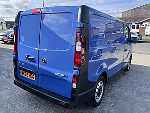 Used 2015 Vauxhall Vivaro 2900 Ecoflex L1H1 Blue - Interior and Exterior details 6