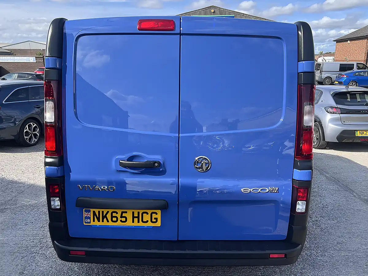 Used 2015 Vauxhall Vivaro 2900 Ecoflex L1H1 Blue - Interior and Exterior details 7