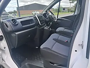 Used 2015 Vauxhall Vivaro 2900 Panel Van L1 H1 White - Interior and Exterior details 11