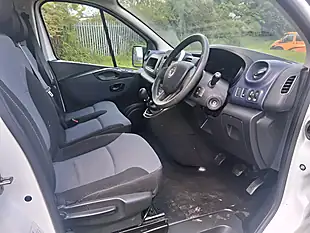 Used 2015 Vauxhall Vivaro 2900 Panel Van L1 H1 White - Interior and Exterior details 12