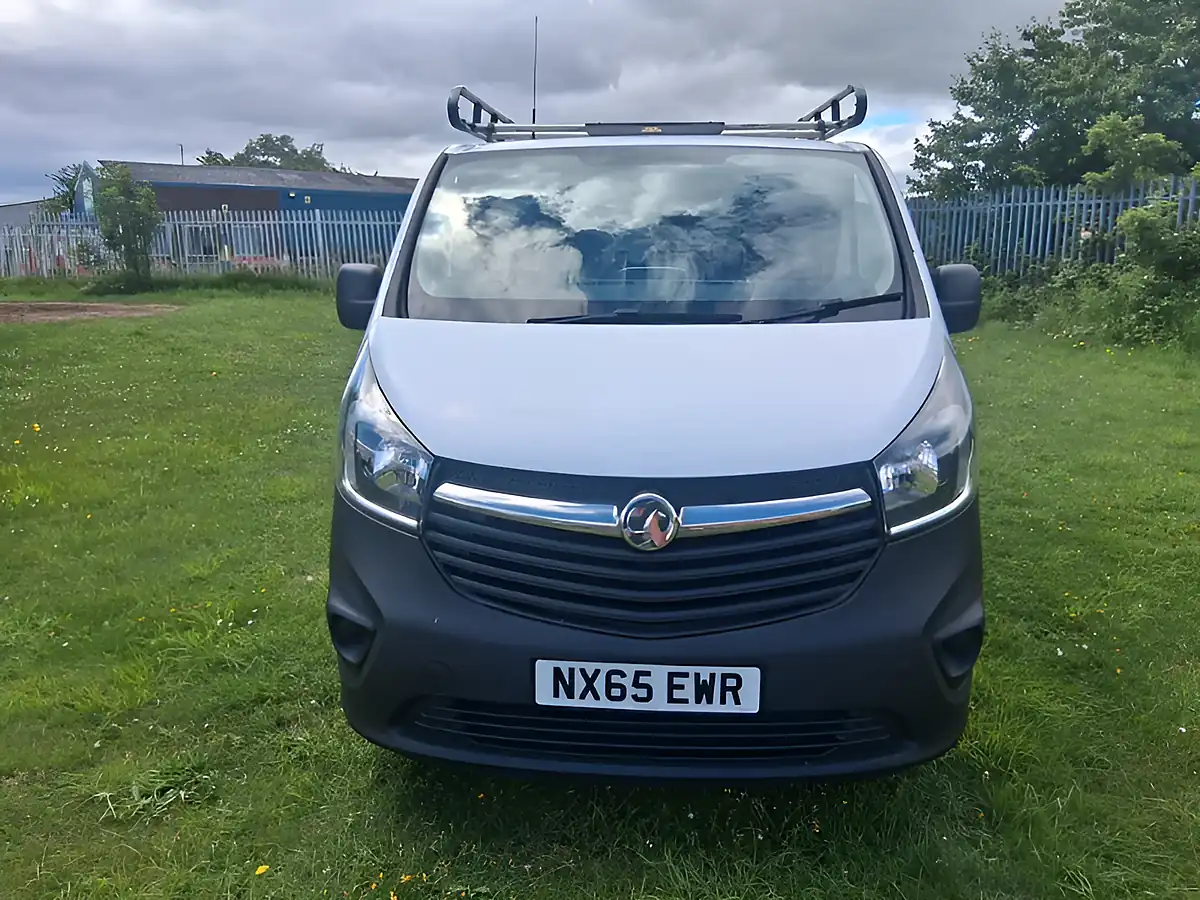 Used 2015 Vauxhall Vivaro 2900 Panel Van L1 H1 White - Interior and Exterior details 8