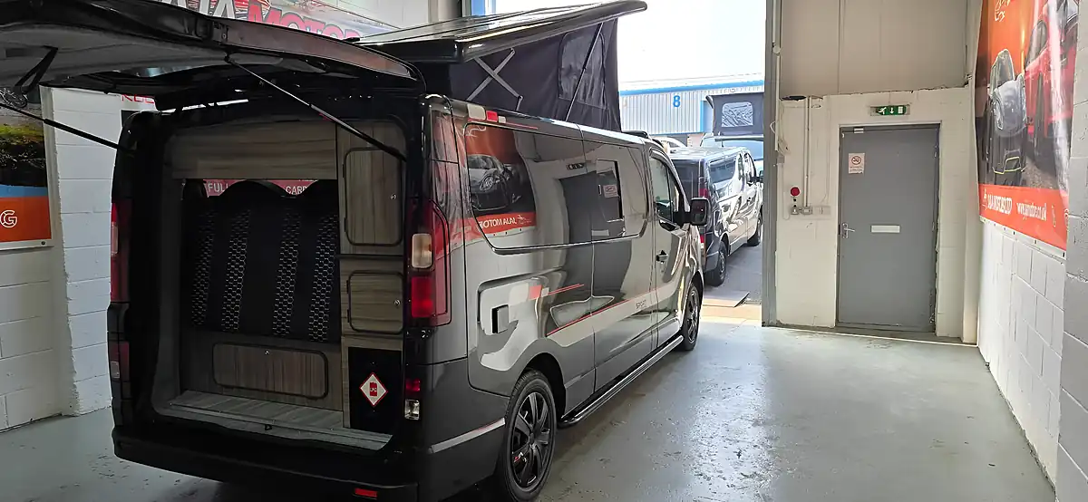 Used 2015 Vauxhall Vivaro Campervan Black - Interior and Exterior details 11