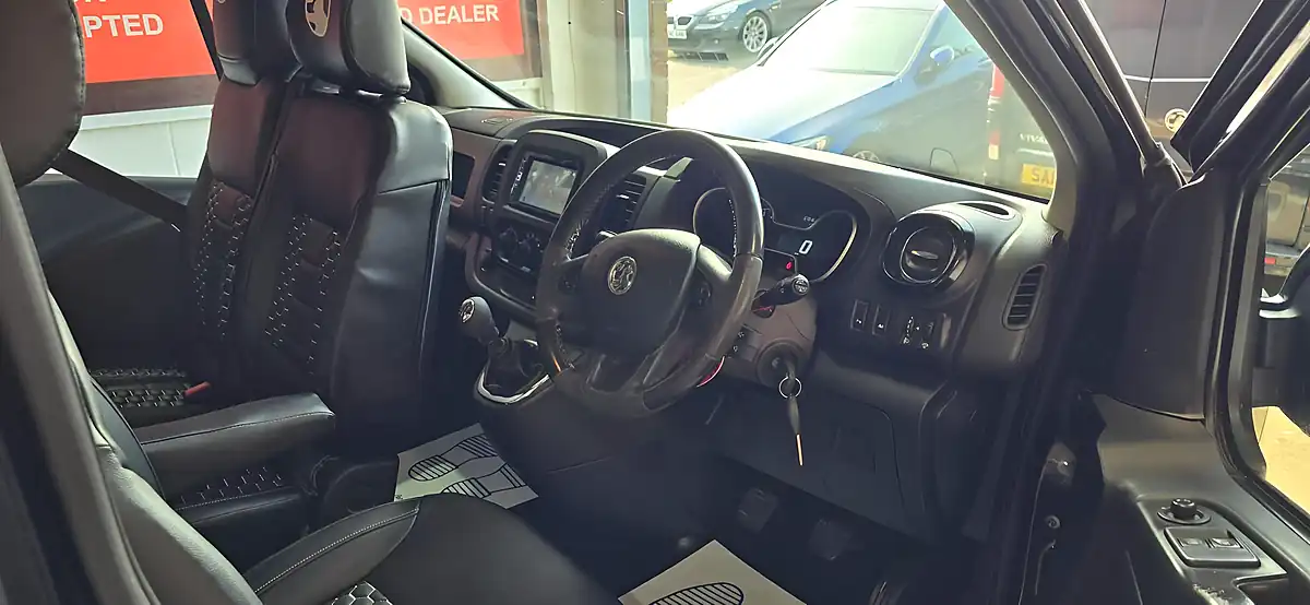 Used 2015 Vauxhall Vivaro Campervan Black - Interior and Exterior details 14