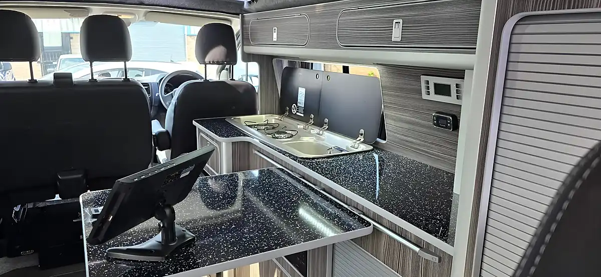 Used 2015 Vauxhall Vivaro Campervan White - Interior and Exterior details 15