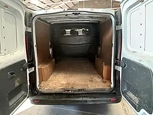 Used 2015 Vauxhall Vivaro Crew Van Double Cab White - Interior and Exterior details 20