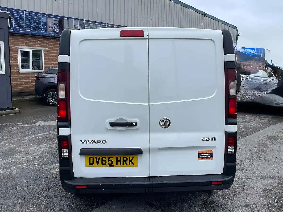 Used 2015 Vauxhall Vivaro L2 H1 White - Interior and Exterior details 4