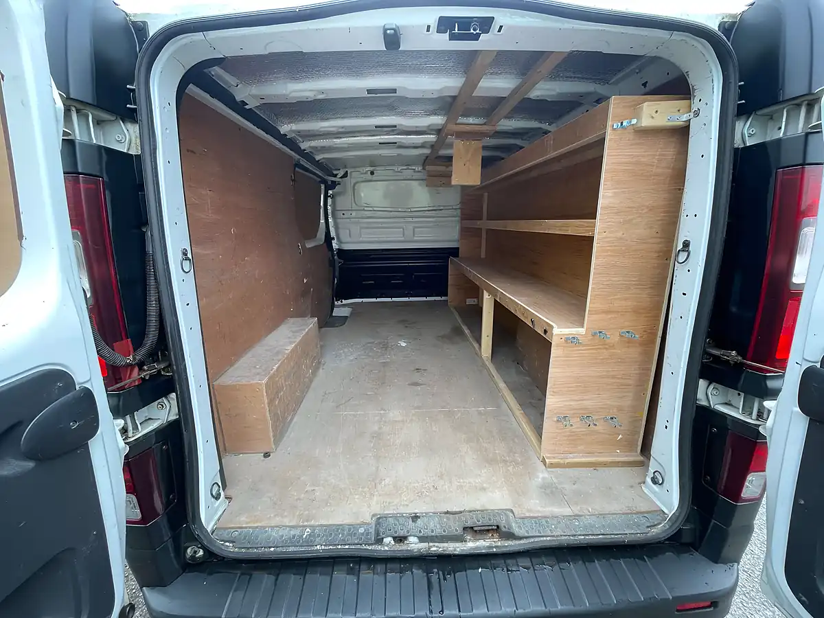 Used 2015 Vauxhall Vivaro L2 H1 White - Interior and Exterior details 6