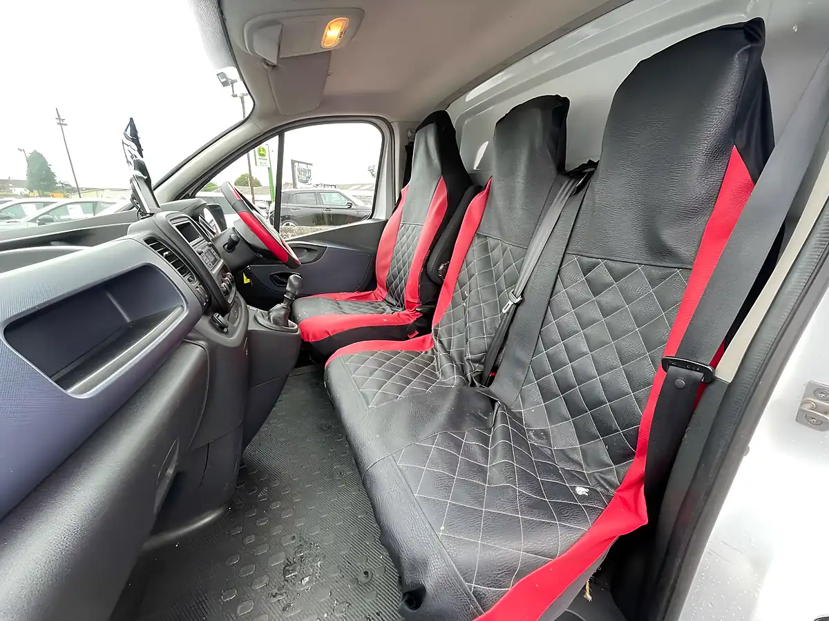 Used 2015 Vauxhall Vivaro L2 H1 White - Interior and Exterior details 9