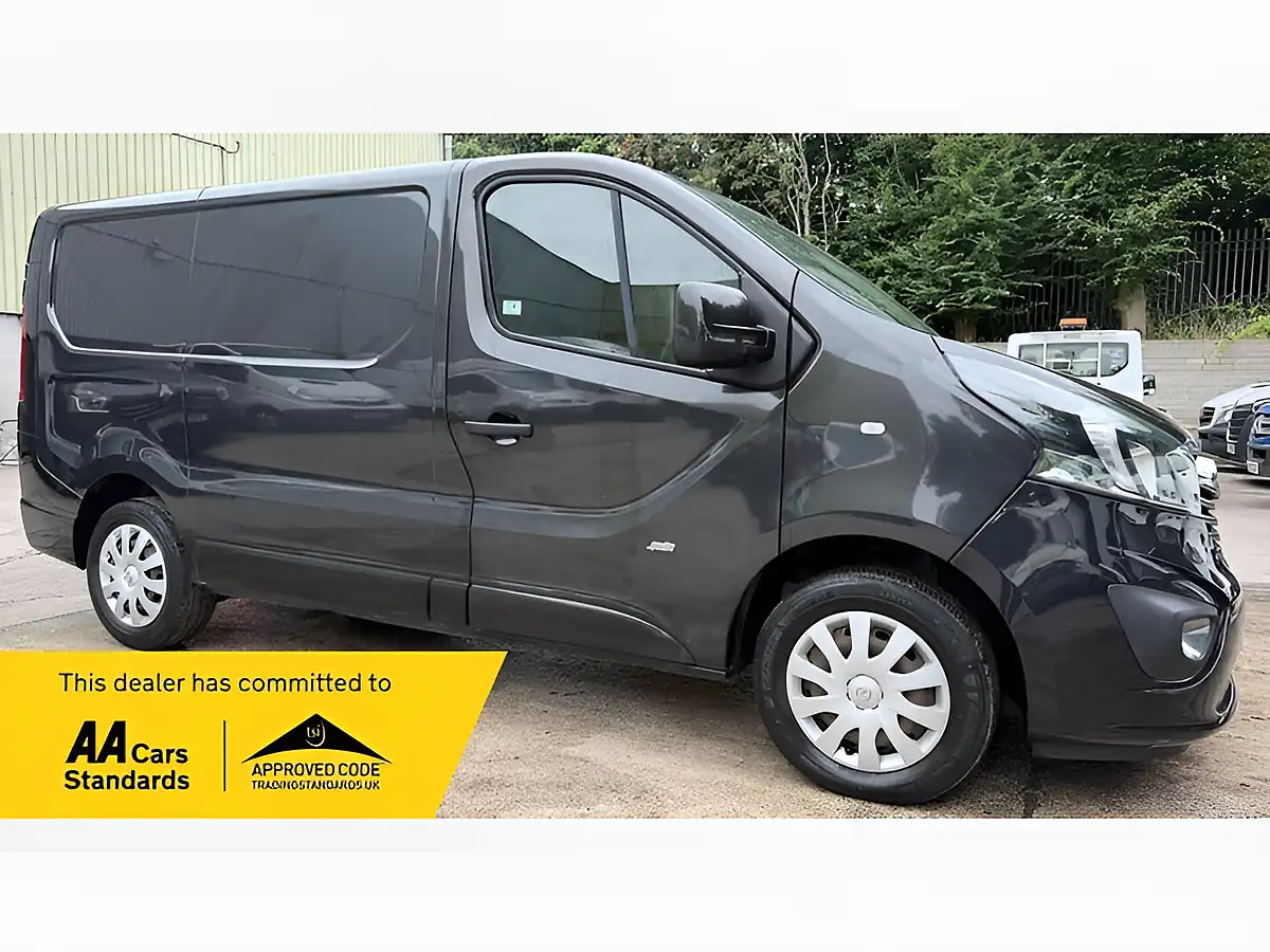 Used 2015 Vauxhall Vivaro Sportive Black - Front View