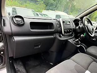 Used 2015 Vauxhall Vivaro Sportive Black - Interior and Exterior details 16