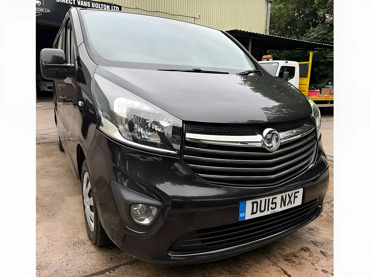 Used 2015 Vauxhall Vivaro Sportive Black - Interior and Exterior details 2