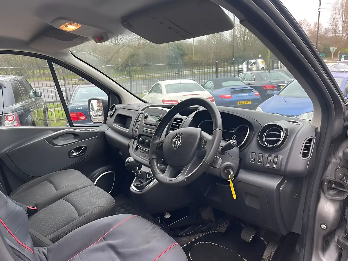 Used 2015 Vauxhall Vivaro Sportive Grey - Interior and Exterior details 10