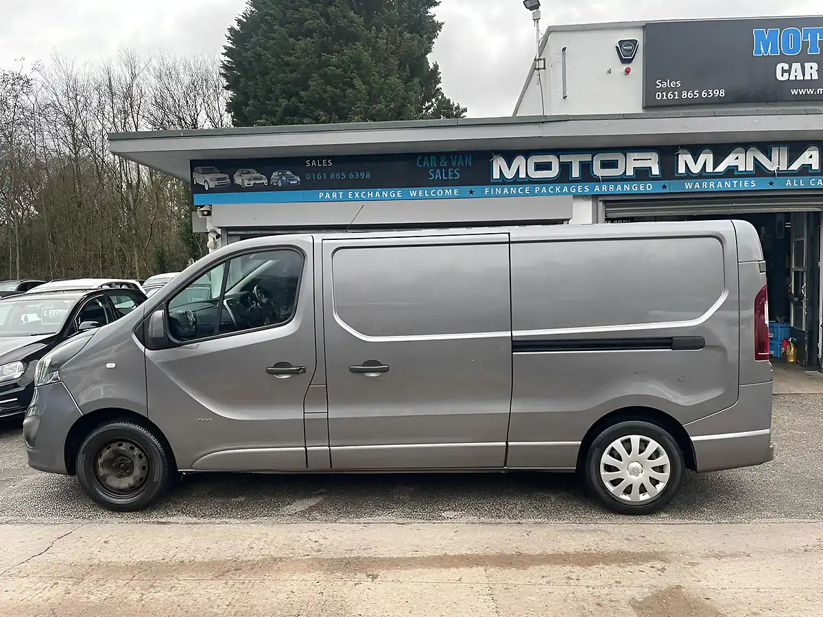 Used 2015 Vauxhall Vivaro Sportive Grey - Interior and Exterior details 2