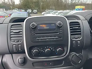 Used 2015 Vauxhall Vivaro Sportive Grey - Interior and Exterior details 9
