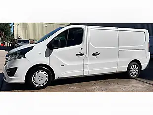 Used 2015 Vauxhall Vivaro Sportive L2 H1 White - Interior and Exterior details 12