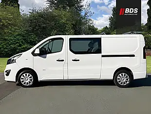 Used 2015 Vauxhall Vivaro Sportive White - Interior and Exterior details 10