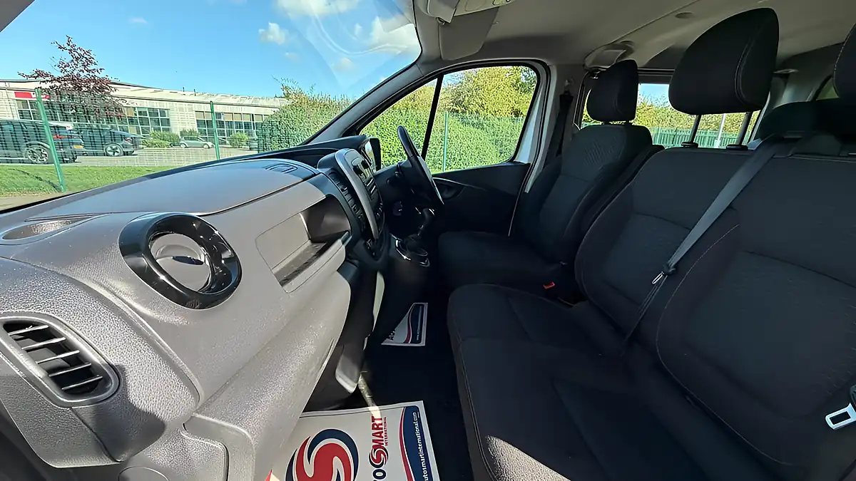 Used 2015 Vauxhall Vivaro Sportive White - Interior and Exterior details 19