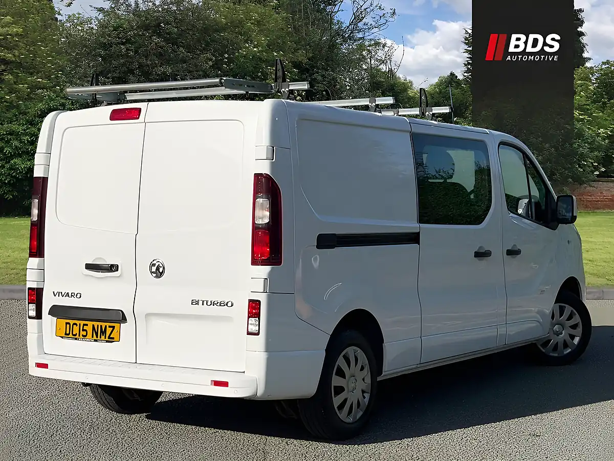 Used 2015 Vauxhall Vivaro Sportive White - Interior and Exterior details 8