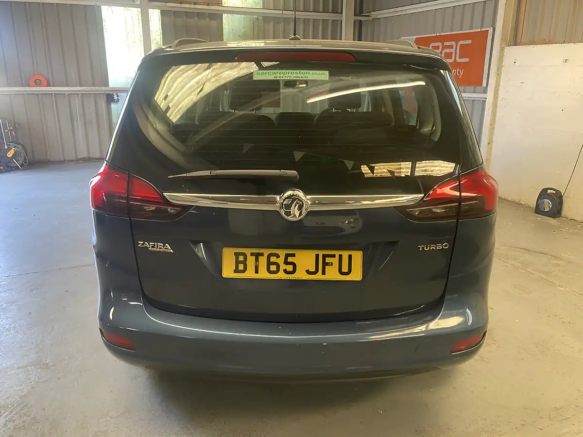 Used 2015 Vauxhall Zafira Tourer Design Blue - Interior and Exterior details 5