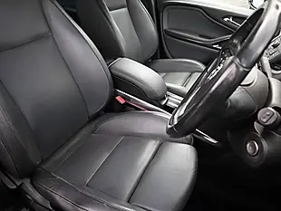 Used 2015 Vauxhall Zafira Tourer Elite Black - Interior and Exterior details 18