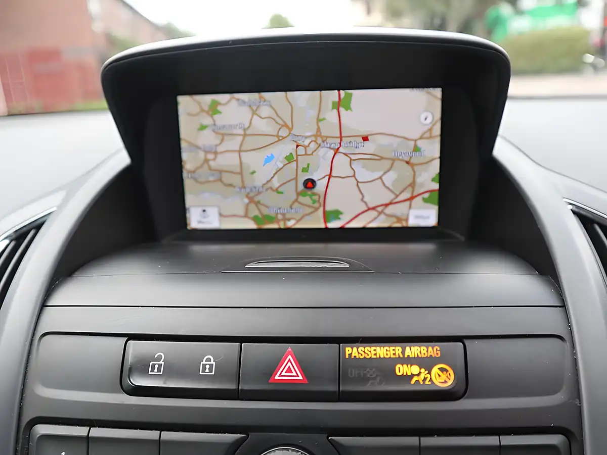 Used 2015 Vauxhall Zafira Tourer Elite Black - Interior and Exterior details 9