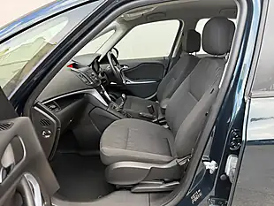 Used 2015 Vauxhall Zafira Tourer Exclusiv Green - Interior and Exterior details 12