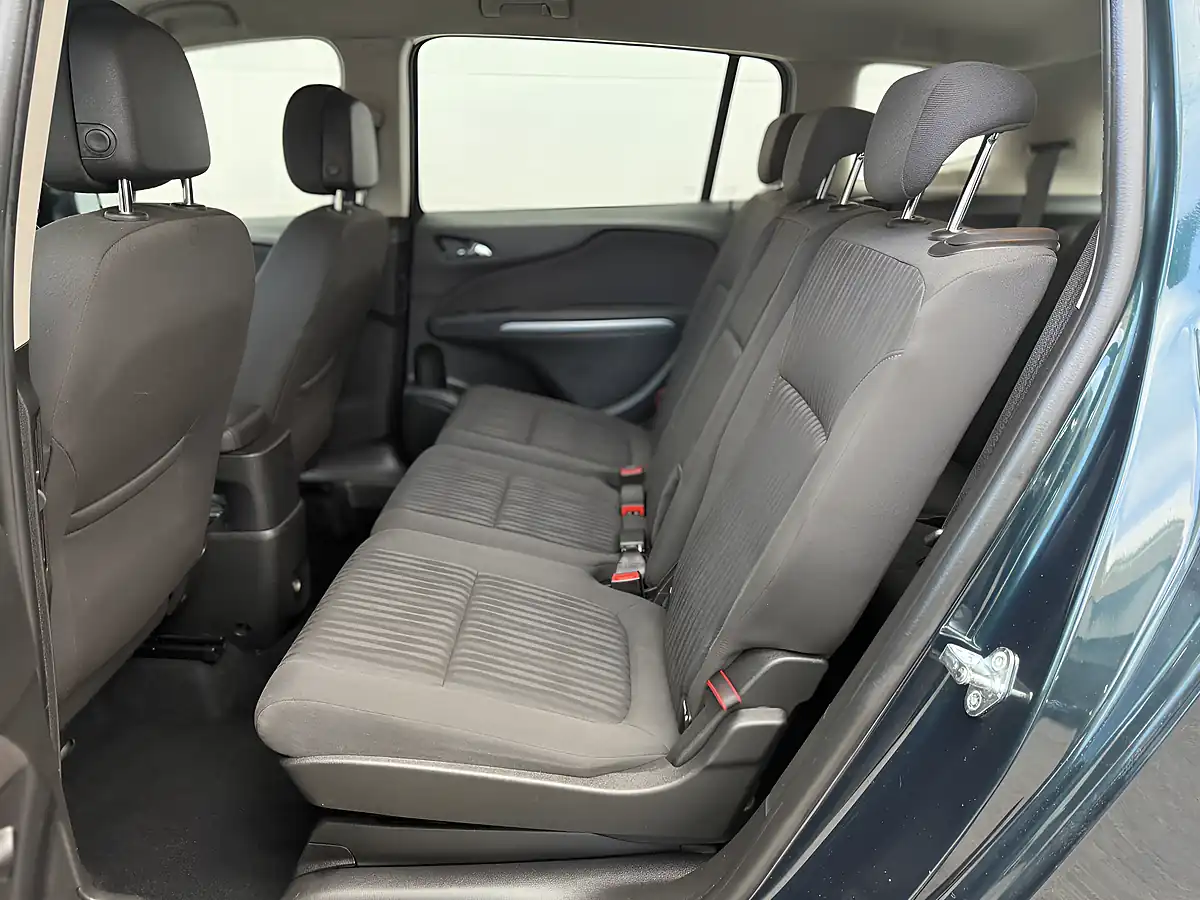 Used 2015 Vauxhall Zafira Tourer Exclusiv Green - Interior and Exterior details 14