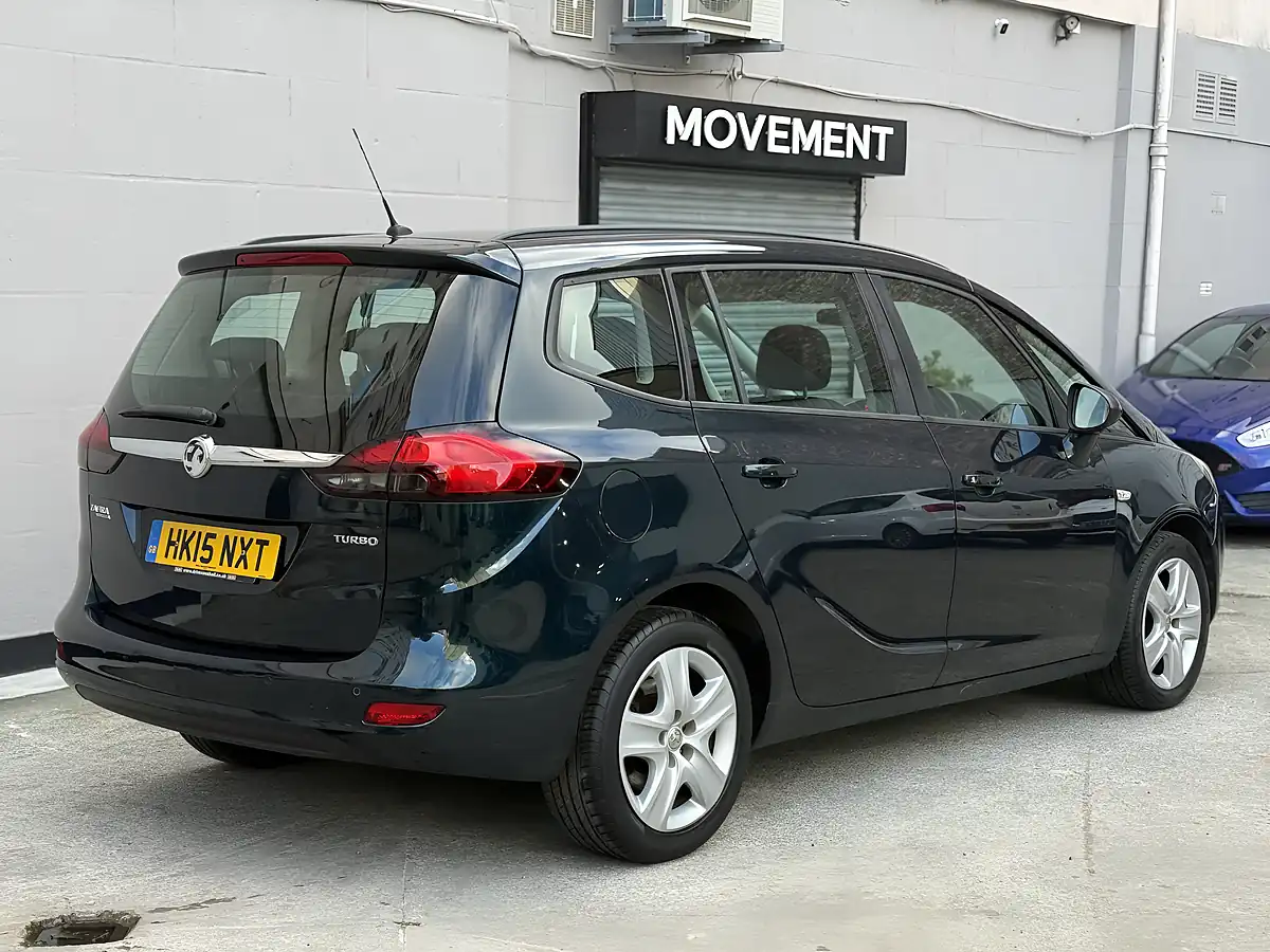 Used 2015 Vauxhall Zafira Tourer Exclusiv Green - Interior and Exterior details 3
