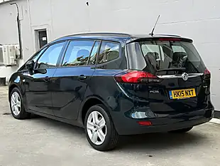 Used 2015 Vauxhall Zafira Tourer Exclusiv Green - Interior and Exterior details 4
