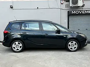 Used 2015 Vauxhall Zafira Tourer Exclusiv Green - Interior and Exterior details 5
