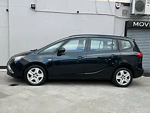 Used 2015 Vauxhall Zafira Tourer Exclusiv Green - Interior and Exterior details 6