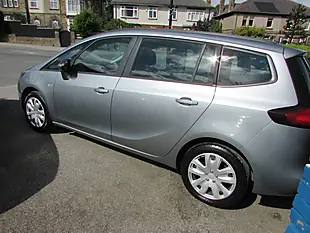 Used 2015 Vauxhall Zafira Tourer Exclusiv Silver - Interior and Exterior details 4