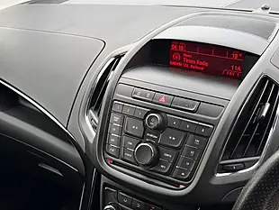 Used 2015 Vauxhall Zafira Tourer Sri Blue - Interior and Exterior details 11
