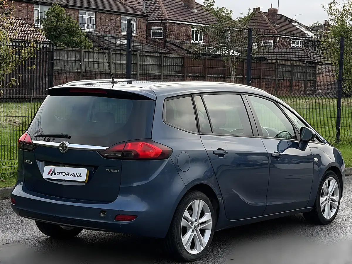 Used 2015 Vauxhall Zafira Tourer Sri Blue - Interior and Exterior details 4