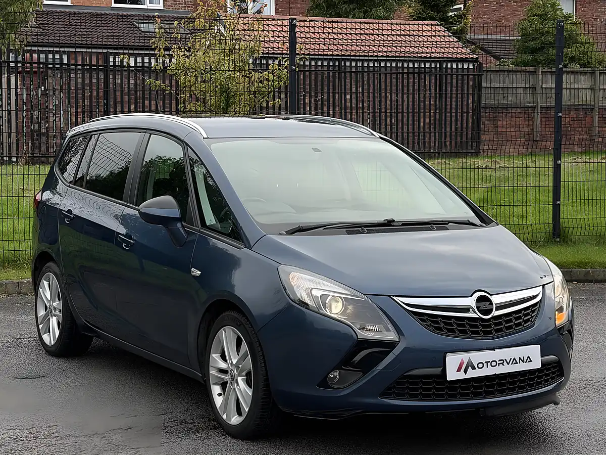 Used 2015 Vauxhall Zafira Tourer Sri Blue - Interior and Exterior details 6