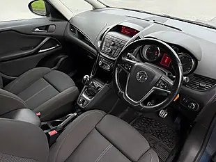 Used 2015 Vauxhall Zafira Tourer Sri Blue - Interior and Exterior details 8