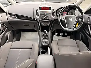 Used 2015 Vauxhall Zafira Tourer Sri Grey - Interior and Exterior details 16