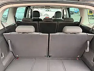 Used 2015 Vauxhall Zafira Tourer Sri Grey - Interior and Exterior details 17