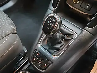 Used 2015 Vauxhall Zafira Tourer Sri Grey - Interior and Exterior details 14
