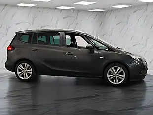 Used 2015 Vauxhall Zafira Tourer Sri Grey - Interior and Exterior details 6
