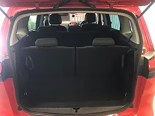 Used 2015 Vauxhall Zafira Tourer Sri Red - Interior and Exterior details 15