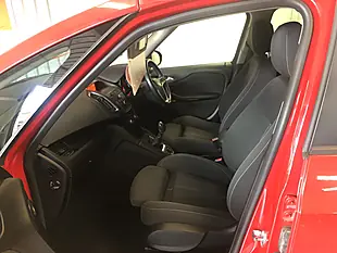 Used 2015 Vauxhall Zafira Tourer Sri Red - Interior and Exterior details 19
