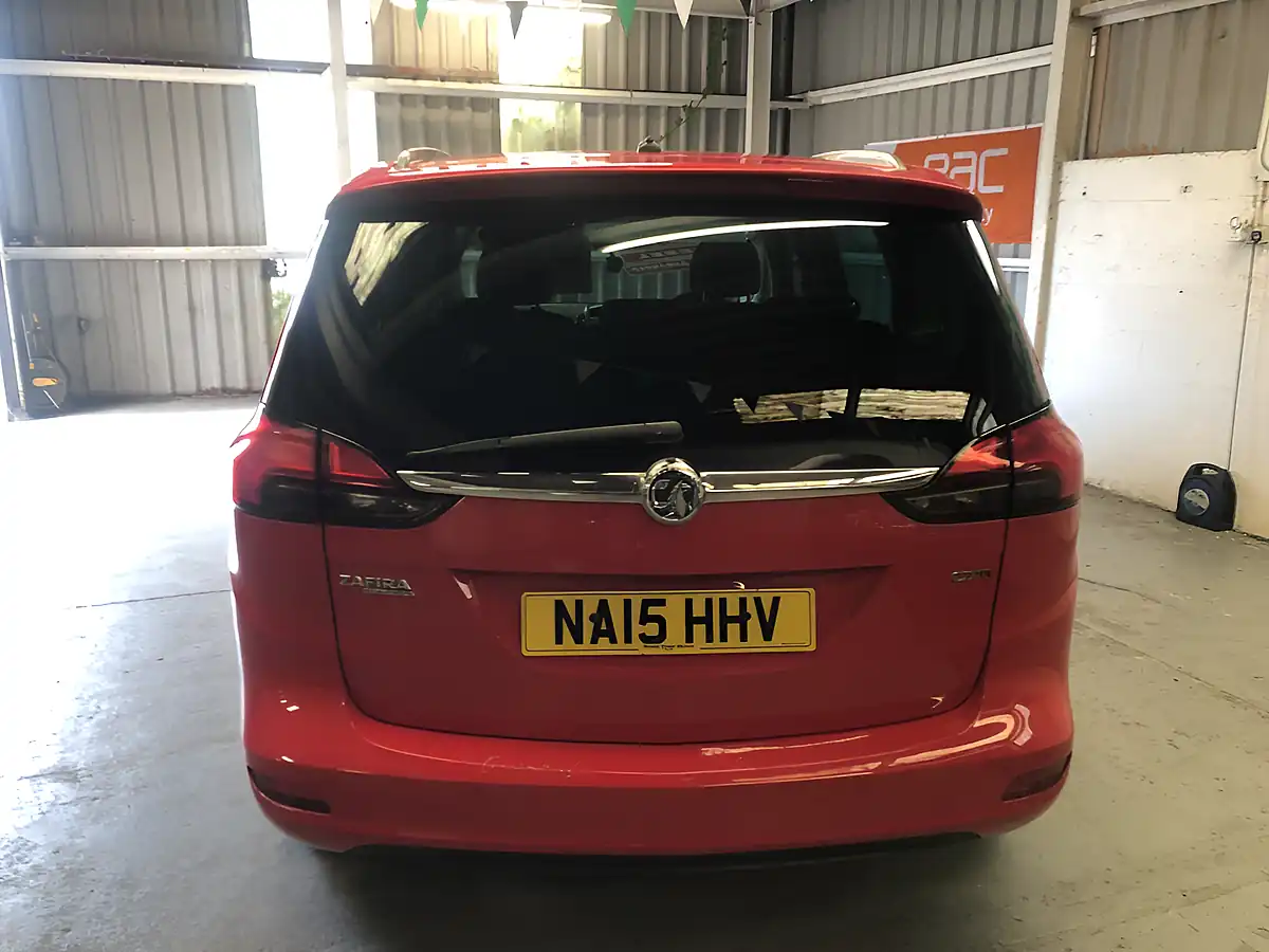 Used 2015 Vauxhall Zafira Tourer Sri Red - Interior and Exterior details 7