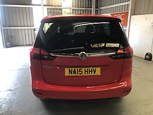 Used 2015 Vauxhall Zafira Tourer Sri Red - Interior and Exterior details 8