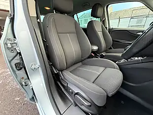 Used 2015 Vauxhall Zafira Tourer Sri Silver - Interior and Exterior details 10