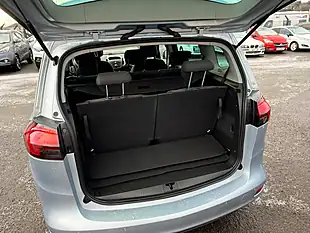 Used 2015 Vauxhall Zafira Tourer Sri Silver - Interior and Exterior details 13