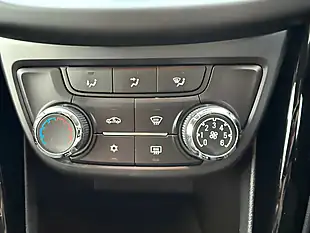 Used 2015 Vauxhall Zafira Tourer Sri Silver - Interior and Exterior details 20
