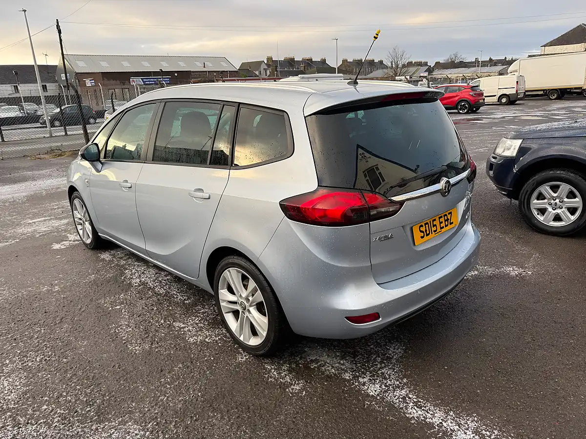 Used 2015 Vauxhall Zafira Tourer Sri Silver - Interior and Exterior details 7