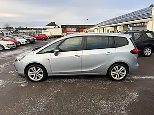 Used 2015 Vauxhall Zafira Tourer Sri Silver - Interior and Exterior details 8