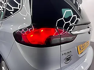Used 2015 Vauxhall Zafira Tourer Sri Silver - Interior and Exterior details 17